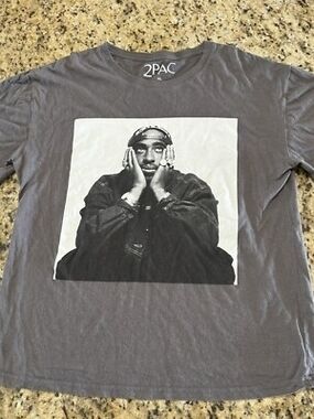 Gray 2pac T Size Small Women/Men’s T-Shirt